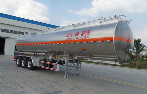 lhy9400gsy铝合金食用油运输半挂车(图1)